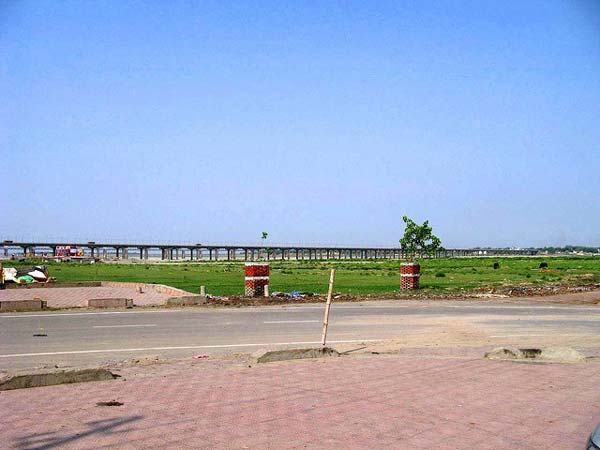 భారత దేశపు పది రైల్ కమ్ రోడ్ బ్రిడ్జిలు