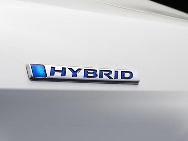 హోండా అకార్డ్ హైబ్రిడ్ విడుదల హోండా అకార్డ్ హైబ్రిడ్ విడుదల