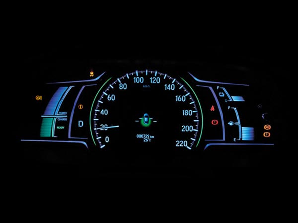 హోండా అకార్డ్ హైబ్రిడ్ విడుదల హోండా అకార్డ్ హైబ్రిడ్ విడుదల