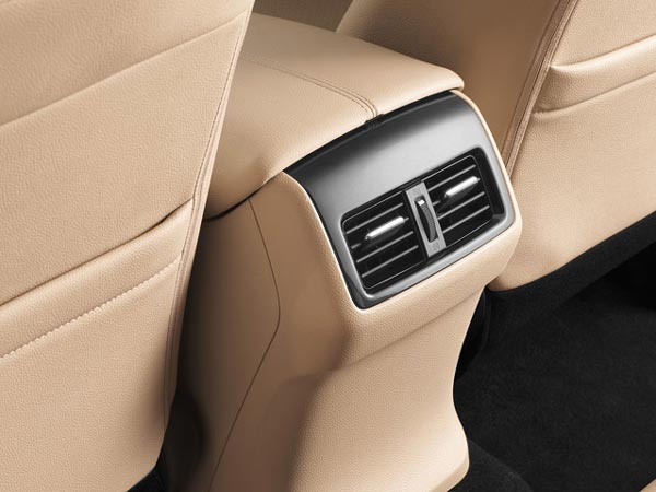 హోండా అకార్డ్ హైబ్రిడ్ విడుదల హోండా అకార్డ్ హైబ్రిడ్ విడుదల