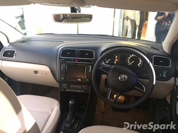 2016 స్కోడా ర్యాపిడ్ ఫేస్‌లిఫ్ట్