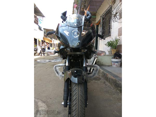 2017 బజాజ్ పల్సర్ 220ఎఫ్