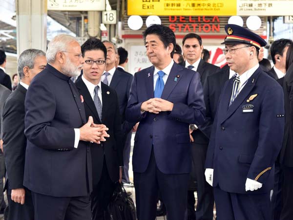 ముంబై-అహ్మదాబాద్ నగరాల మధ్య జపాన్ బుల్లెట్ రైలు