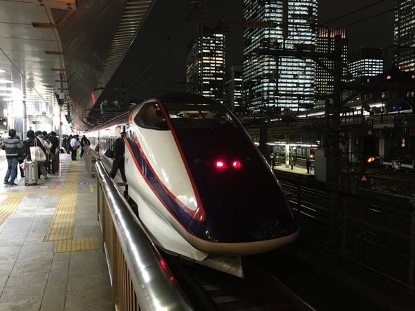 ముంబై-అహ్మదాబాద్ నగరాల మధ్య జపాన్ బుల్లెట్ రైలు