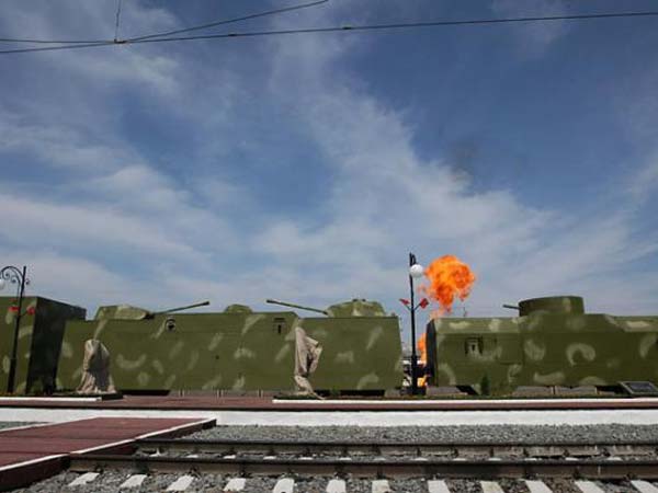 సాయుధ రైళ్లు