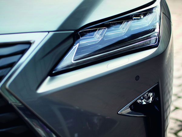 లెక్సస్ ఆర్ఎక్స్450హెచ్