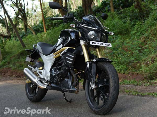 రెండు లక్షల బడ్జెట్లో బెస్ట్ బైకులు