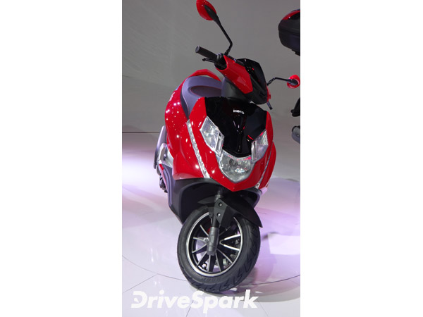 త్వరలో విడుదల కానున్న స్కూటర్లు