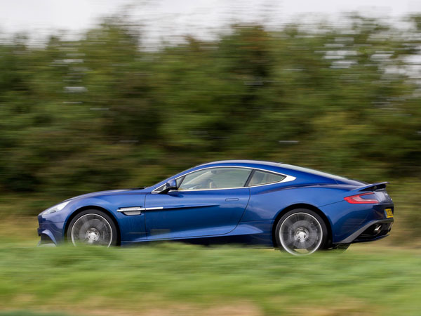 టాప్ 10 బెస్ట్ స్పోర్ట్స్ కార్లు