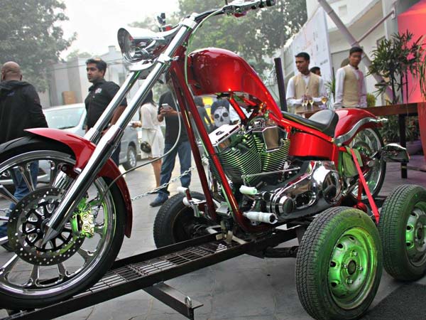 బిగ్ డాగ్ మోటార్ సైకిల్ కె9 రెడ్ చాపర్