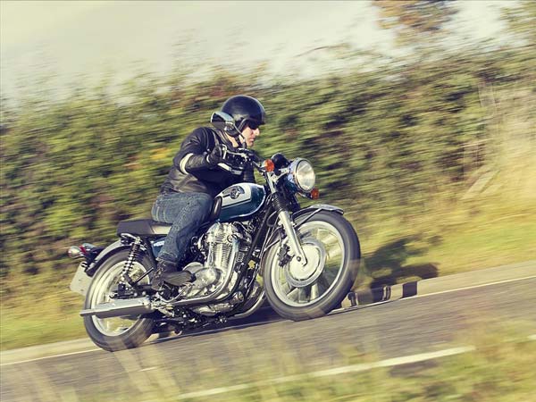 కవాసకి డబ్ల్యూ800 మోడ్రన్ క్లాసిక్