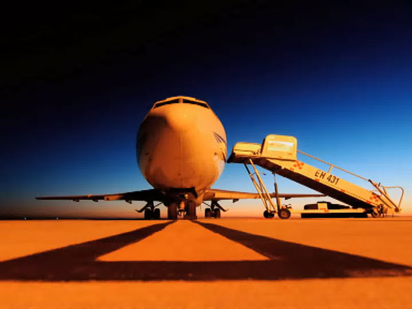 విమానంలో అత్యంత సురక్షితమైన చోటు