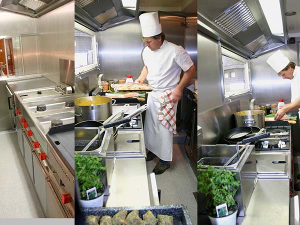 ప్రకృతి వైపరీత్యాల్లో ప్రాణాలను కాపాడే వాహనం