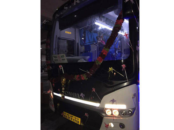 భారత దేశపు తొలి బయో డీజల్ బస్సులు భారత దేశపు తొలి బయో డీజల్ బస్సులు