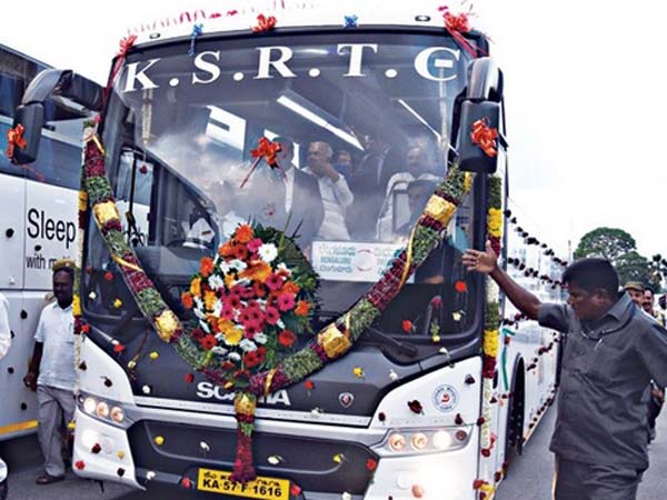 భారత దేశపు తొలి బయో డీజల్ బస్సులు భారత దేశపు తొలి బయో డీజల్ బస్సులు