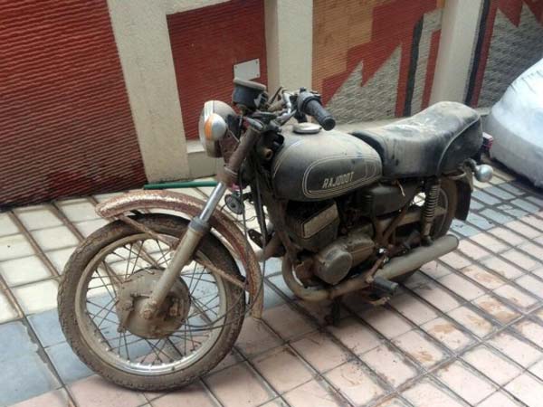 మొదటి బైకు