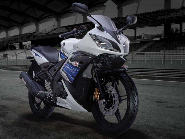 2. యమహా ఆర్15 వి3.0