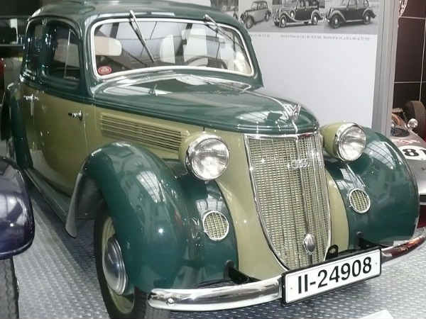 నేతాజీ సుభాష్ చంద్రబోష్ ఉపయోగించిన కారు