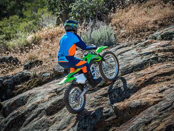 కవాసకి కెఎల్ఎక్స్ 140జి డర్డ్