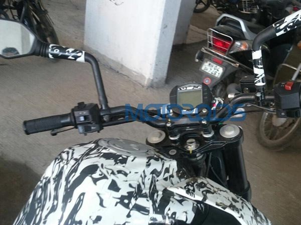 కెటిఎమ్ 390 డ్యూక్ మరియు 200 డ్యూక్