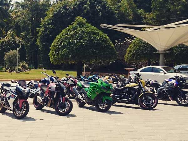 శ్రేణిక్ గోడావత్ లగ్జరీ కార్ కలెక్షన్