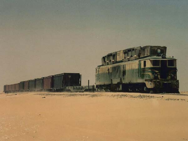 అత్యంత పొడవైన టాప్ 10 రైళ్లు 