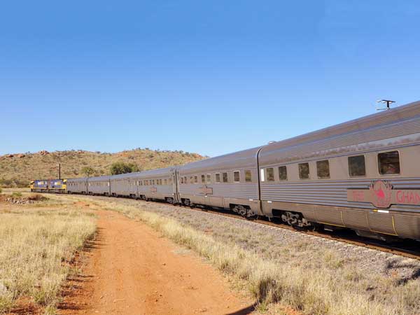 అత్యంత పొడవైన టాప్ 10 రైళ్లు 