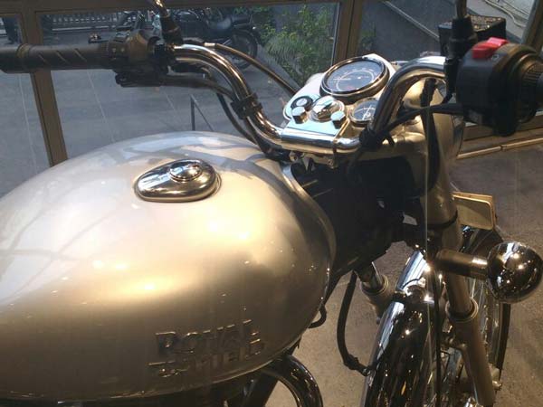 రాయల్ ఎన్ఫీల్డ్ ఎలక్ట్రా 350 బిఎస్-IV బైక్