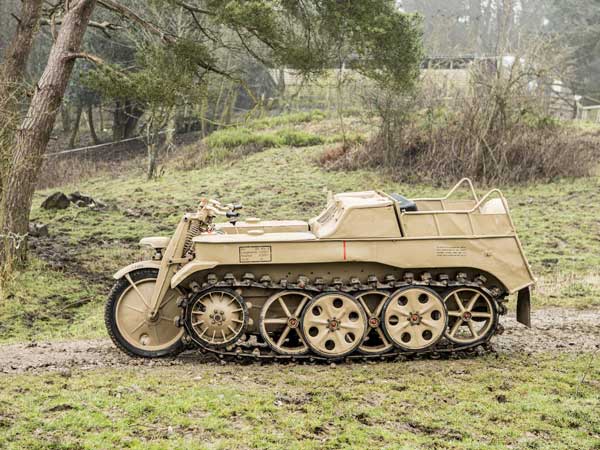 ట్యాంక్ మోటార్ సైకిల్