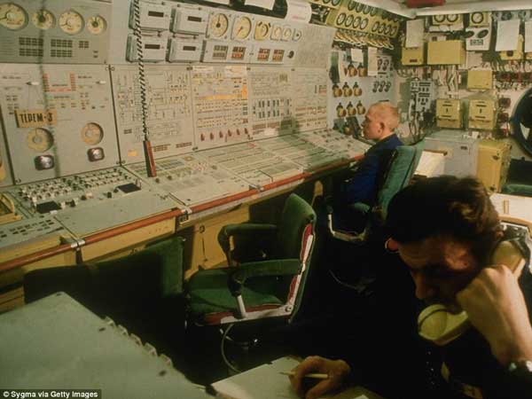 రష్యా యొక్క ప్రపంచపు అతి పెద్ద సబ్‌మెరైన్