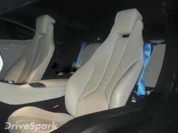 బిఎమ్‌డబ్ల్యూ ఐ8 రోడ్ టెస్ట్ డ్రైవ్ రివ్యూ