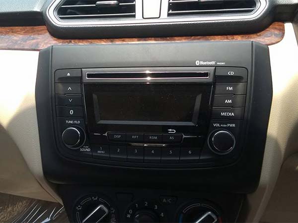 మారుతి సుజుకి 2017 స్విఫ్ట్ డిజైర్ వి ట్రిమ్