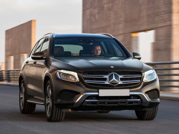 లగ్జరీ కారు కొనుగోలు చేసిన ఐపిఎల్ స్టార్ రిషభ్ పంత్