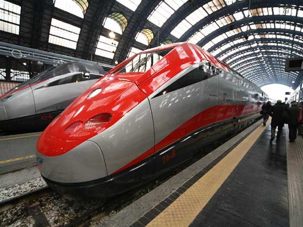 09. ఇటలీ - ETR 500 - 299.9 కిమీలు