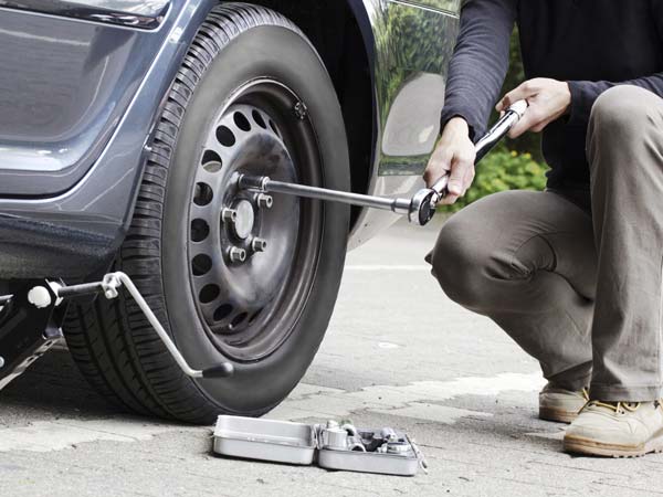 టైర్లను ఎప్పుడు మార్చాలో తెలిపే టెక్నాలజీ