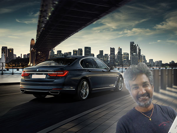 దర్శకధీరుడి ఖాతాలో ఖరీదైన కారు