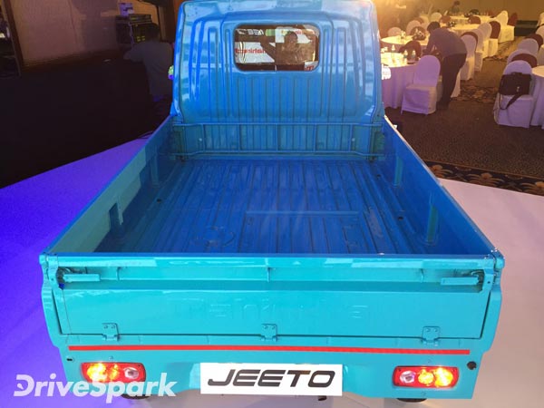 మహీంద్రా జీతో