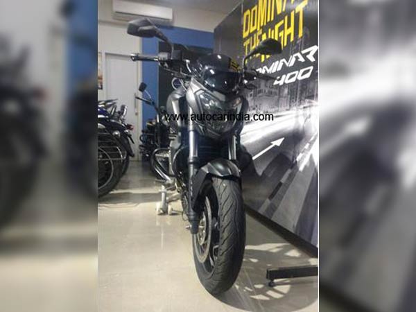 బజాజ్ డామినర్ 400 మ్యాట్ బ్లాక్ షేడ్ కలర్