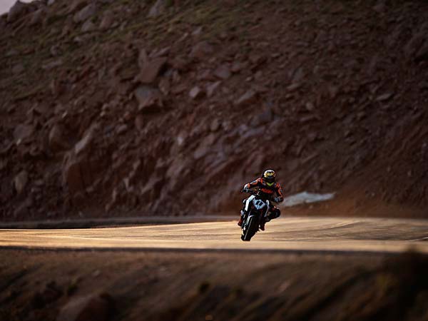 కెటిఎమ్ 1290 సూపర్ డ్యూక్ రికార్డ్ స్పీడ్