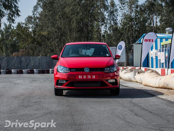 వోక్స్‌వ్యాగన్ పోలో జిటిఐ మీద తగ్గిన ధర