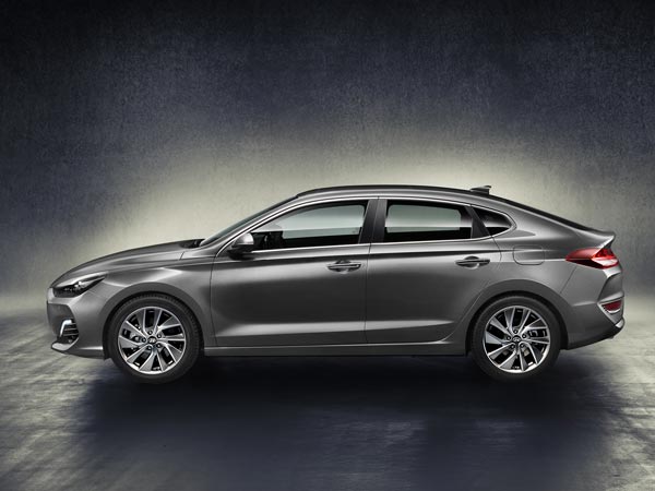 హ్యుందాయ్ ఐ30 ఫాస్ట్‌బ్యాక్