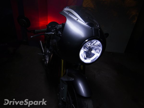 ట్రయంప్ థ్రక్ట్సన్ ఆర్ టెస్ట్ రైడ్ రివ్యూ