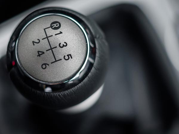 ఆటోమేటిక్ మరియు మ్యాన్యువల్ గేర్‌బాక్స్