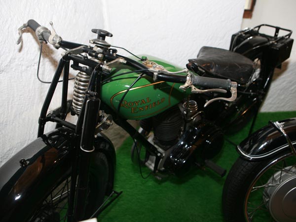 రాయల్ ఎన్ఫీల్డ్ గురించి ఆసక్తికర నిజాలు