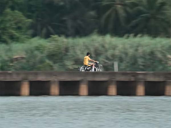 అర్జున్ రెడ్డి మూవీలో ఉపయోగించిన రాయల్ ఎన్ఫీల్డ్ ఇంటర్‌సెప్టార్ బైకు