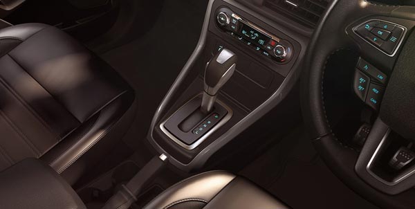 2017 ఫోర్డ్ ఎకోస్పోర్ట్ ఫేస్‌లిఫ్ట్ విడుదల