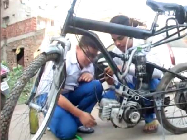 నీటితో నడిచే బైకు నీటితో నడిచే బైకు