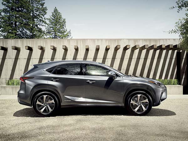 లెక్సస్ ఎన్ఎక్స్ 300హెచ్