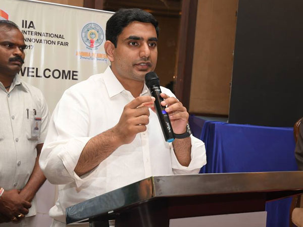 అమరావతికి టయోటా ఎలక్ట్రిక్ బస్సులు