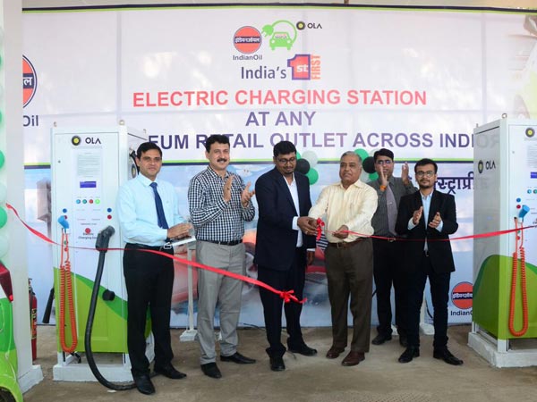 ఎలక్ట్రిక్ వెహికల్ ఛార్జింగ్ స్టేషన్